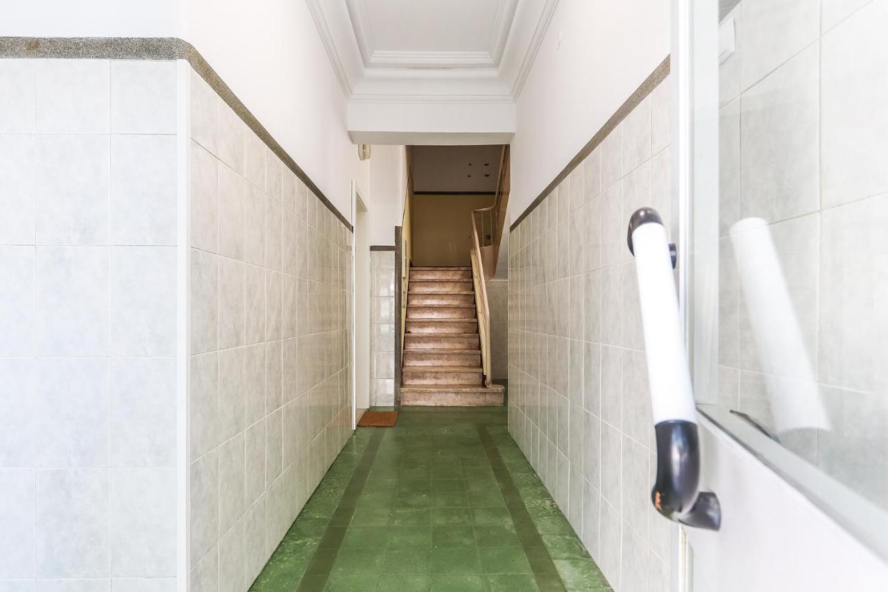 Vita Portucale ! Moscavide Casa Branca W/ Terrace Lisboa Eksteriør billede